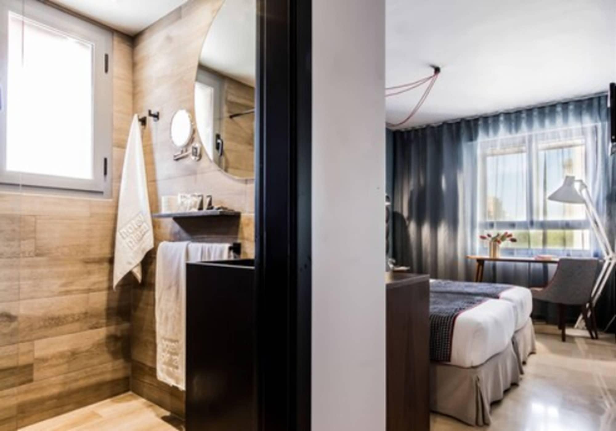 Hotel Pamplona Plaza Экстерьер фото