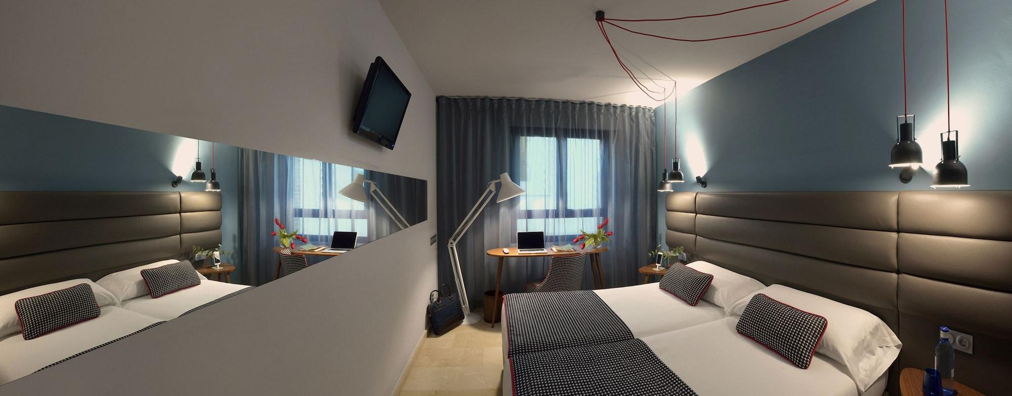 Hotel Pamplona Plaza Экстерьер фото