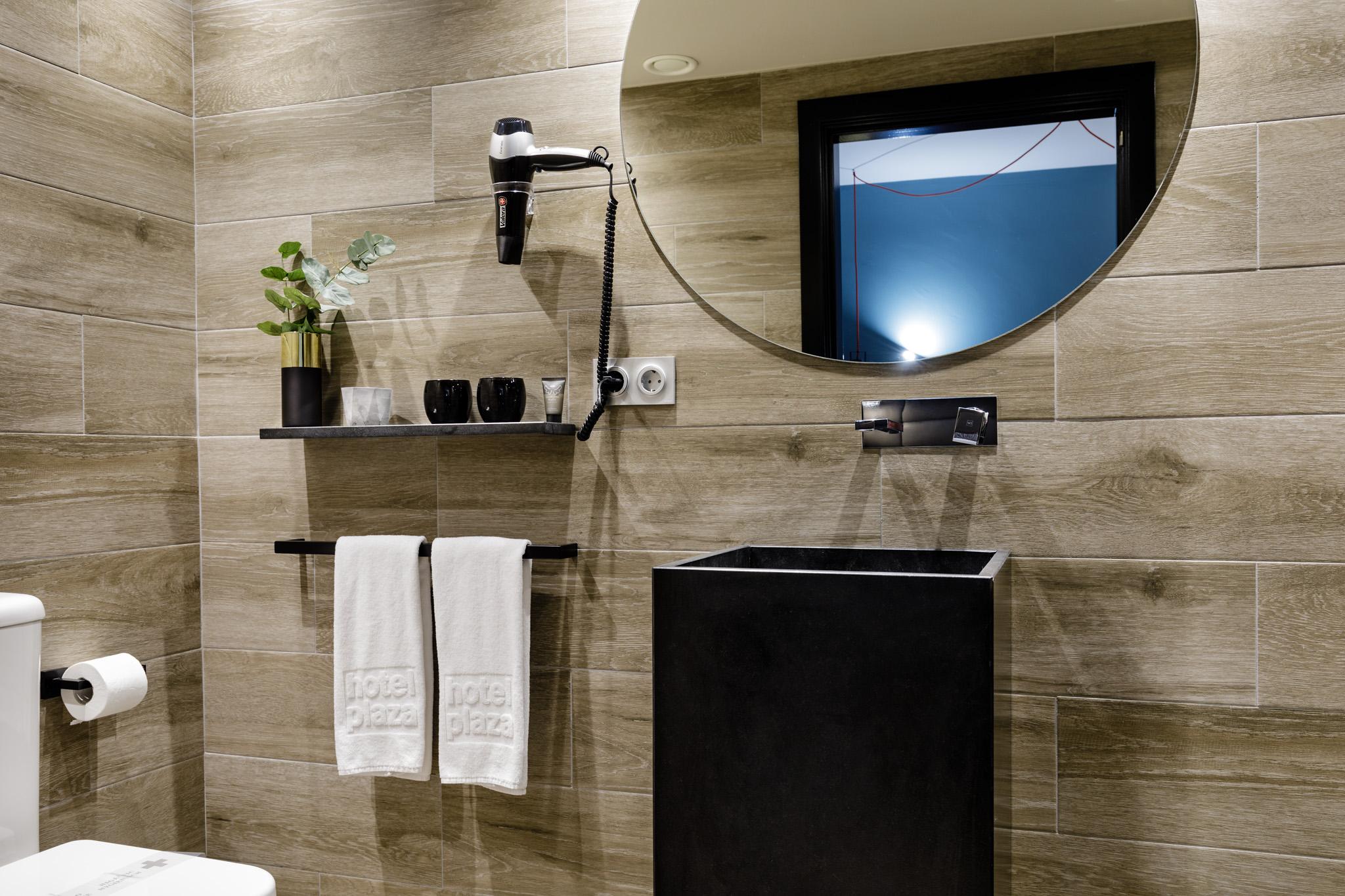 Hotel Pamplona Plaza Экстерьер фото